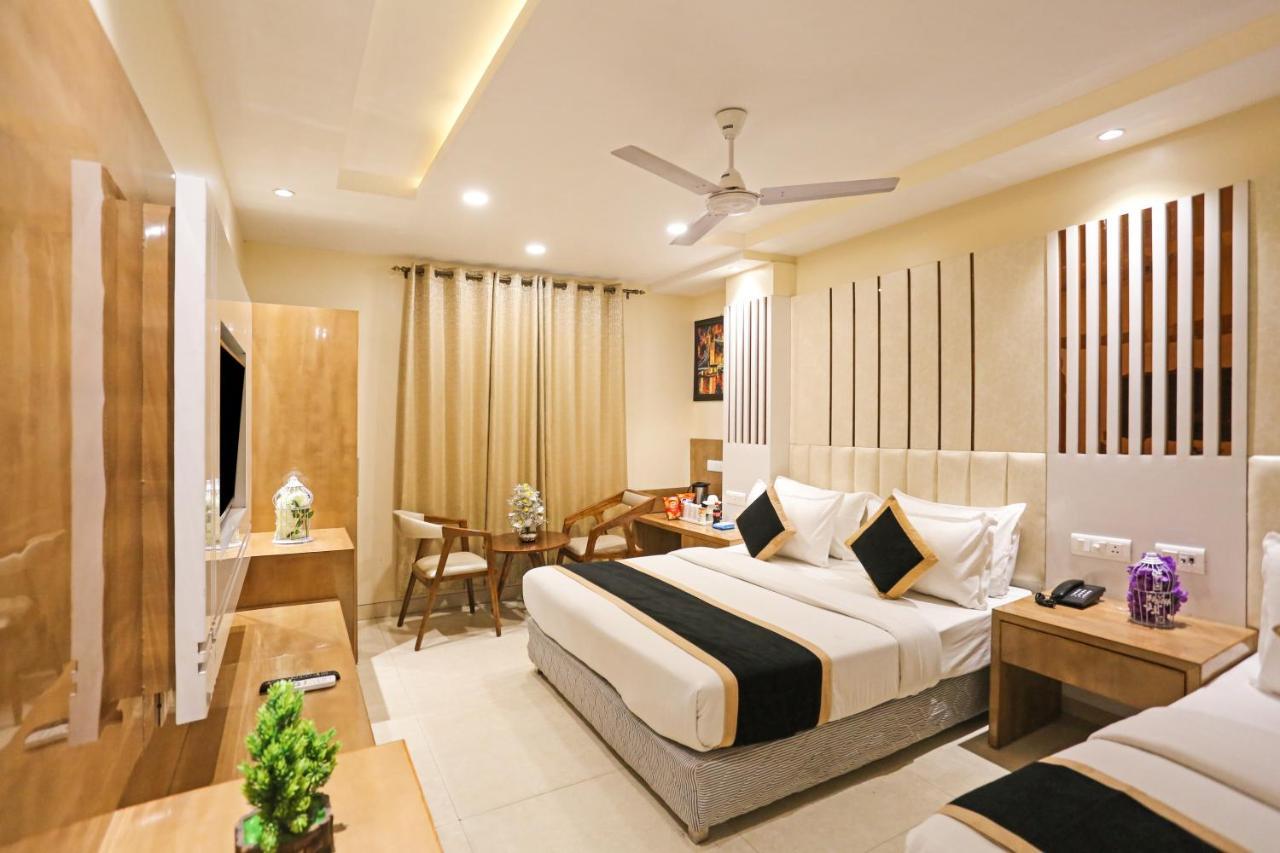 Hotel Worth Newly Bulit - นิวเดลี ภายนอก รูปภาพ