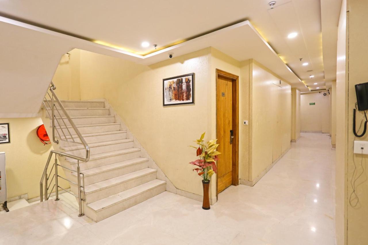 Hotel Worth Newly Bulit - นิวเดลี ภายนอก รูปภาพ